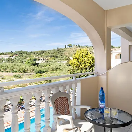 Apartament Sandy Maria 301 *